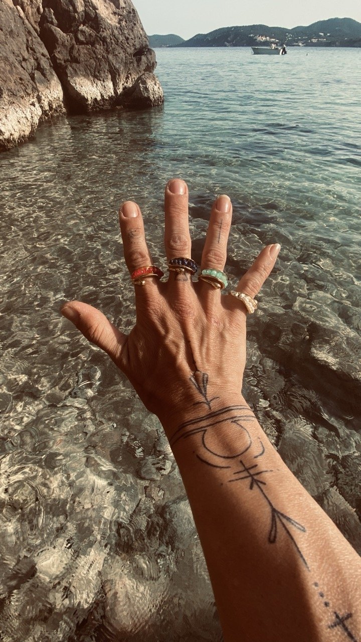 Leaf Ring With Drops