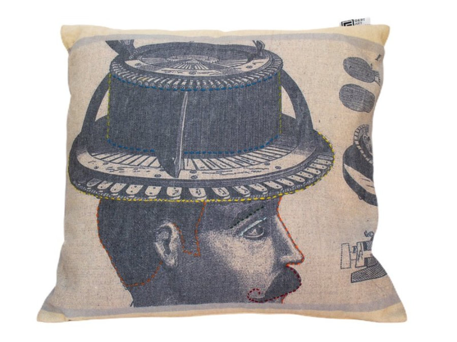 Cassius Victorian cushion