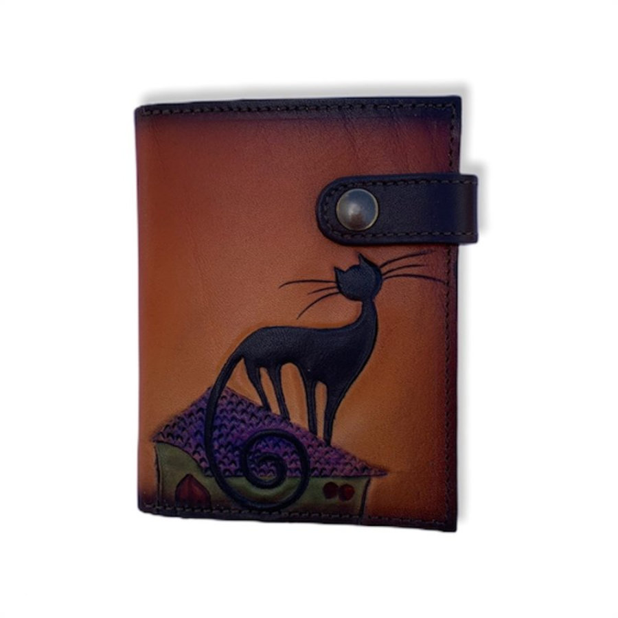 Small brown cat click wallet