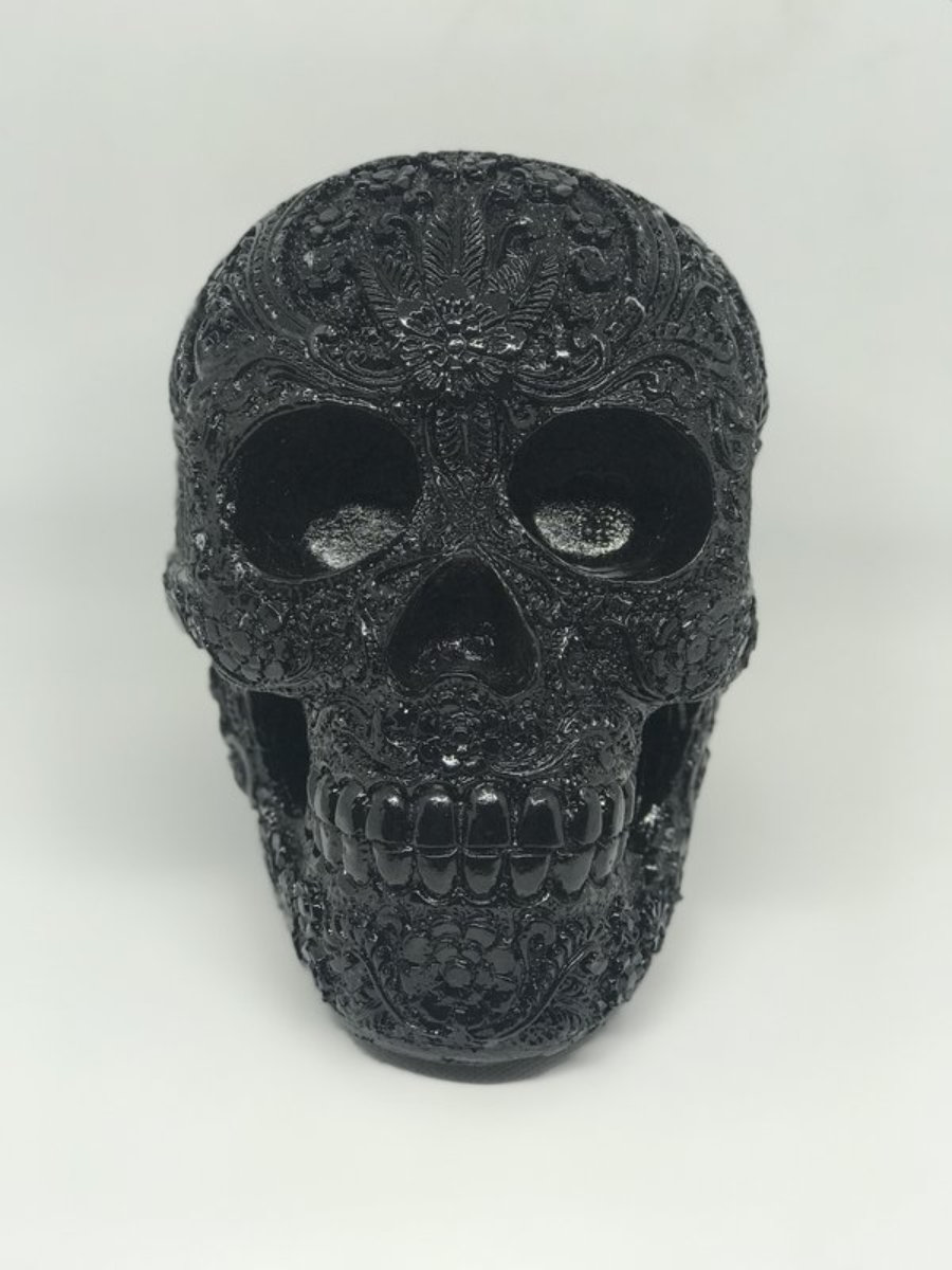  Black Carving Resin Skull